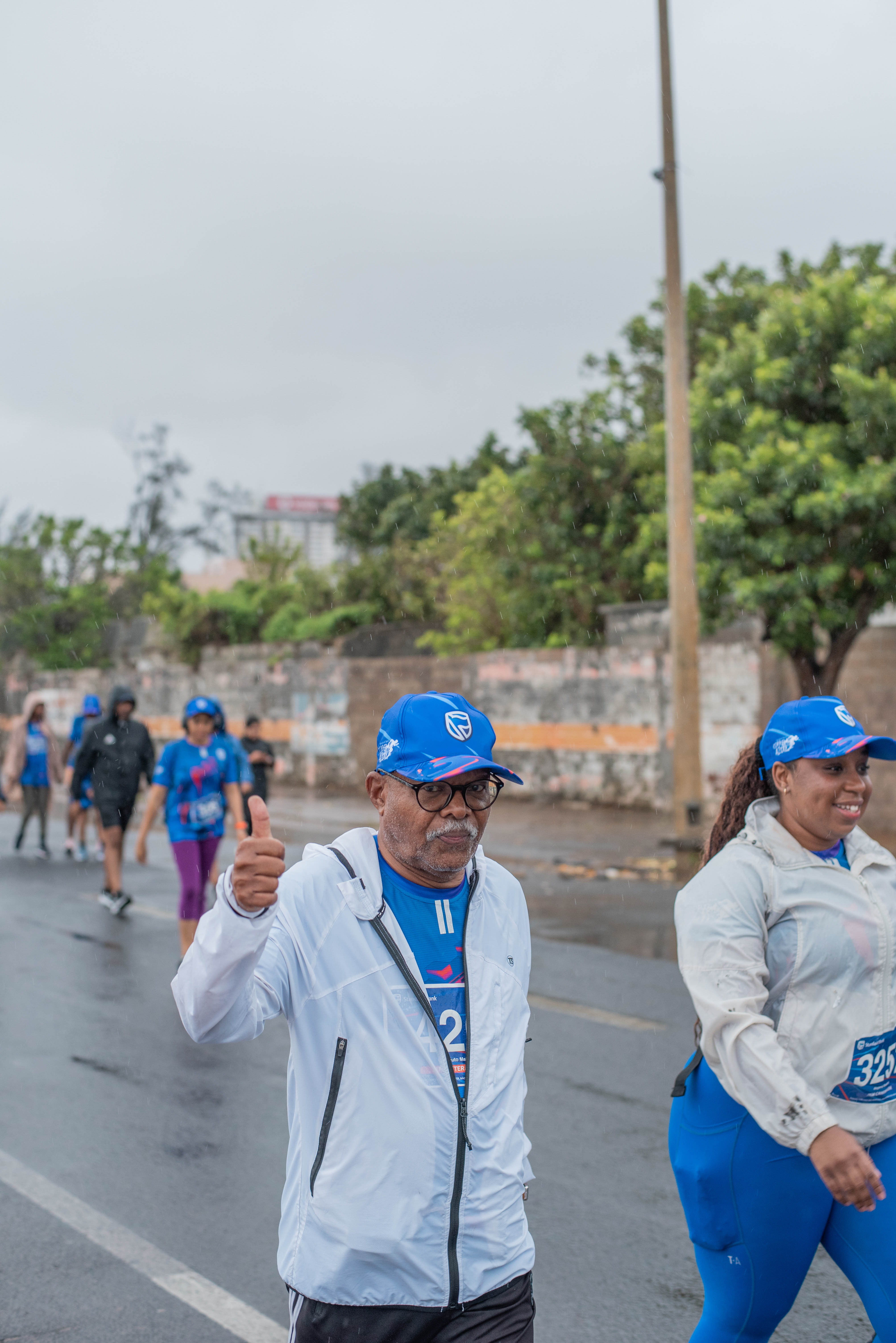 76Corrida Azul.jpg